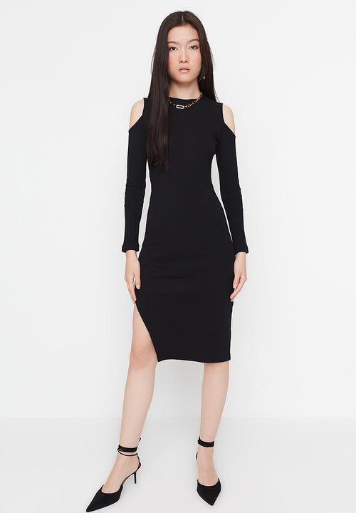 Trendyol - Cut-out detail bodycon dress - black