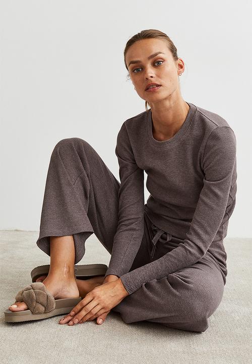 H&M - Waffled pyjamas - brown marl