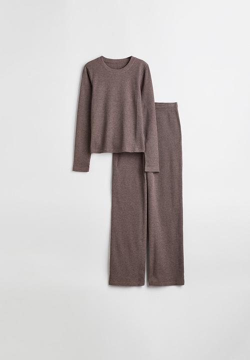 H&M - Waffled pyjamas - brown marl