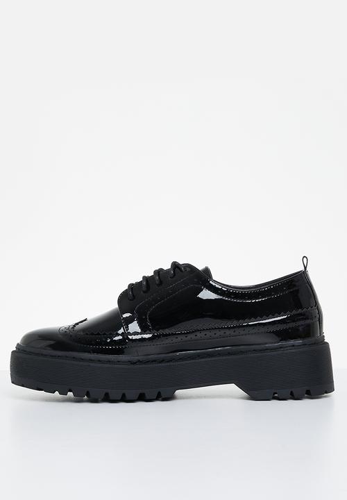 Superbalist - Ava brogue - black