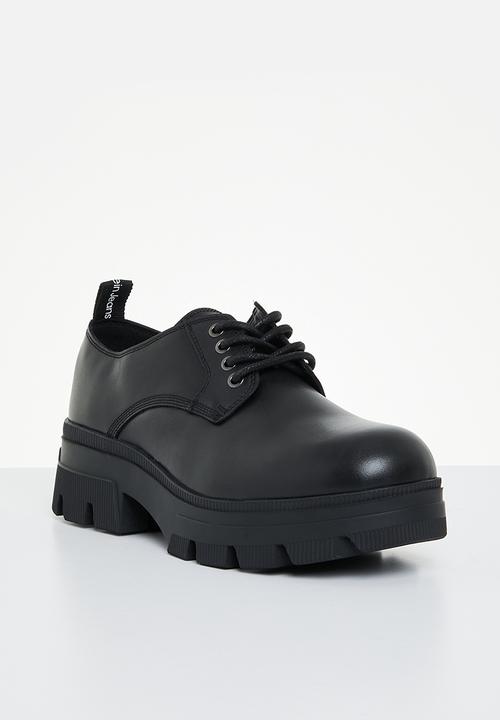Calvin Klein - Chunky combat derby wn - black