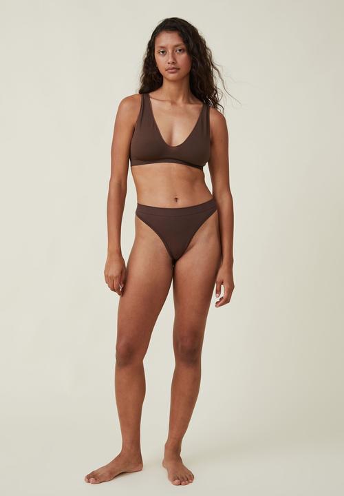 Cotton On - Seamless high cut g-string brief - fondue fudge