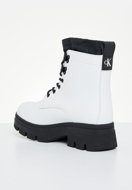 Calvin Klein - Chunky combat laceup hiking - bright white
