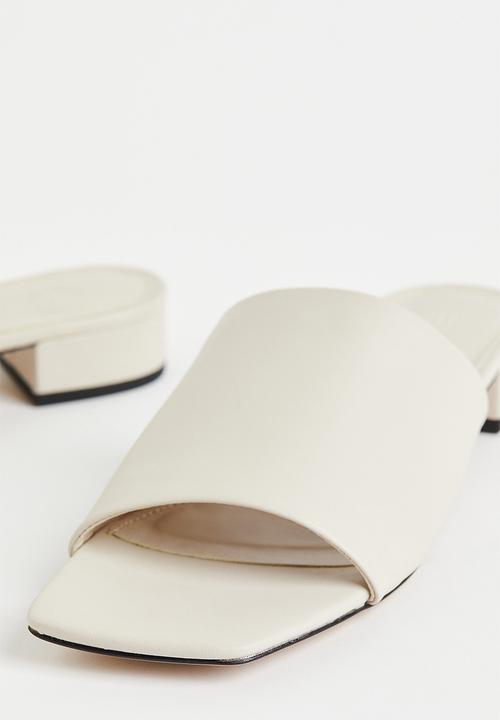 H&M - Slides - natural white
