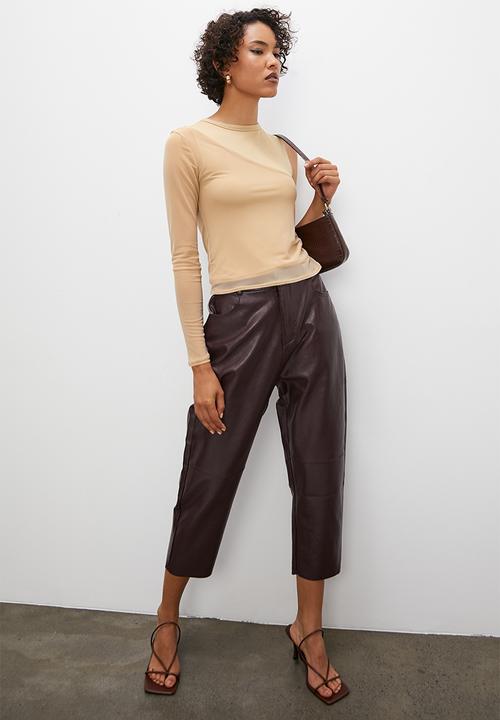 Superbalist - Asymmetrical tee meet and greet - stone