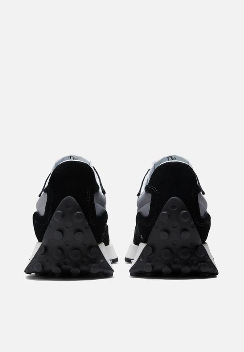 New Balance  - 327w v1 - black/grey (003)