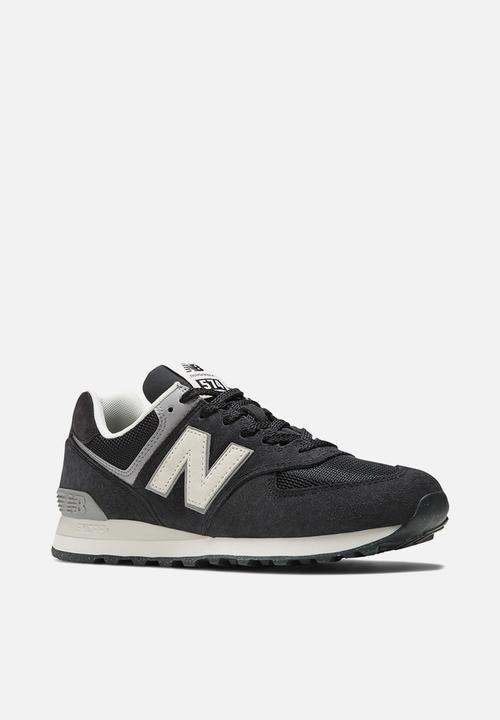 New Balance  - 574 v2 - black (001)