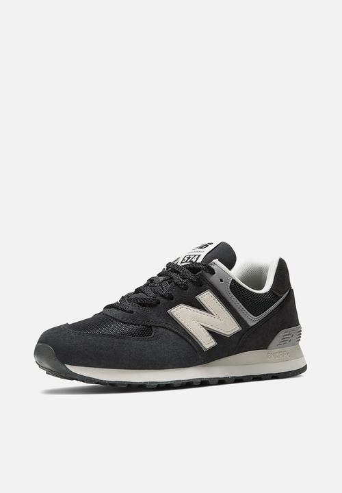 New Balance  - 574 v2 - black (001)