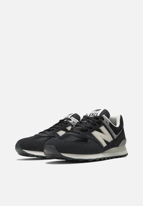New Balance  - 574 v2 - black (001)