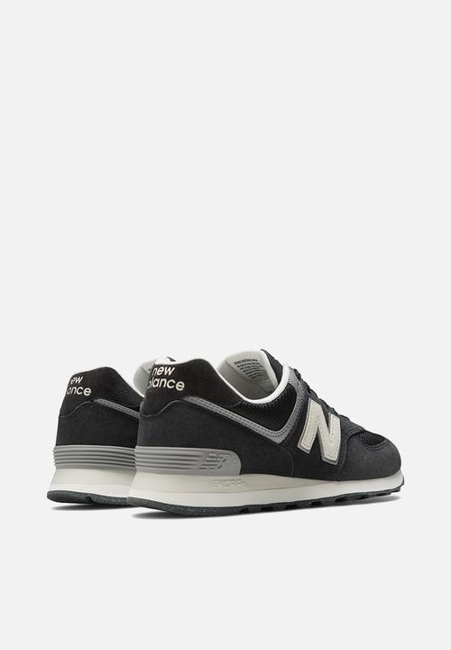 New Balance  - 574 v2 - black (001)