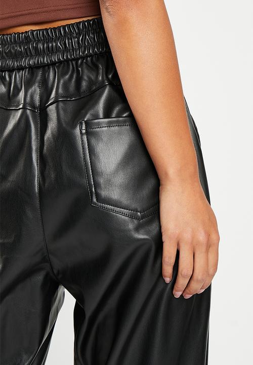dailyfriday - Pu jogger - black