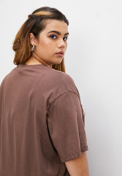Blake - Oversized city graphic tee - choc
