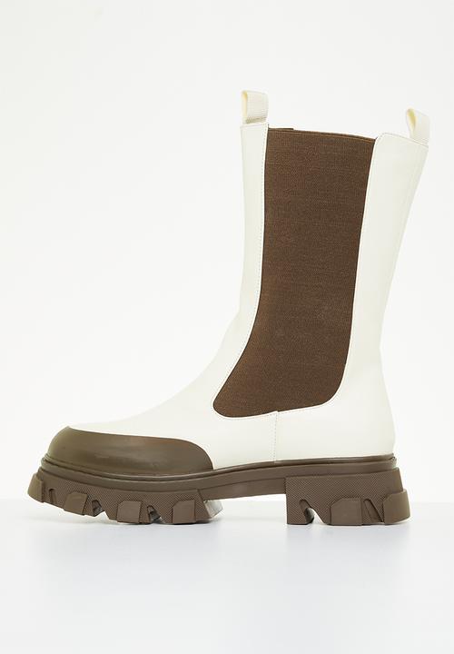 Public Desire - Kira chelsea boot - cream & beige