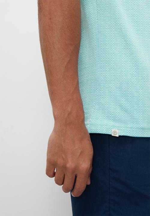 Lark & Crosse - Regular fit textured pattern golfer - aqua