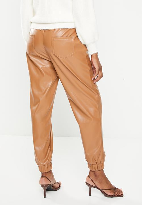 dailyfriday - Pu jogger - tan