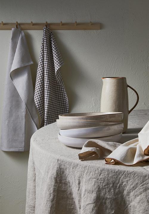 H&M - Deep stoneware plate - beige