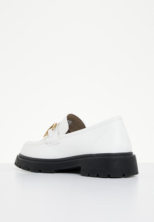 Butterfly Feet - Logan 3 loafer - white