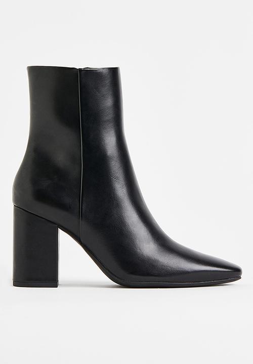 H&M - Heeled boots - black 