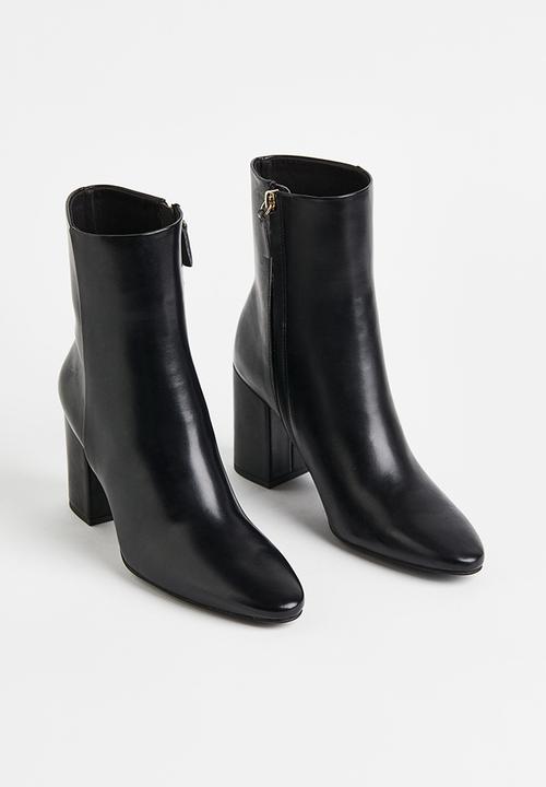 H&M - Heeled boots - black 