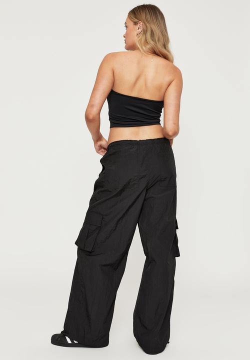 Supré  - Recycled parachute cargo pants - black