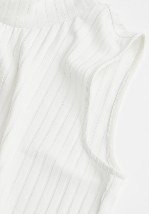 H&M - Ribbed stand-up collar top - white