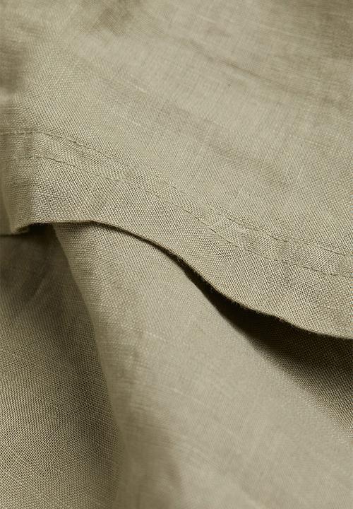 H&M - Washed linen tablecloth - green