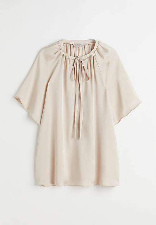 H&M - Short-sleeved tie-detail blouse - light beige
