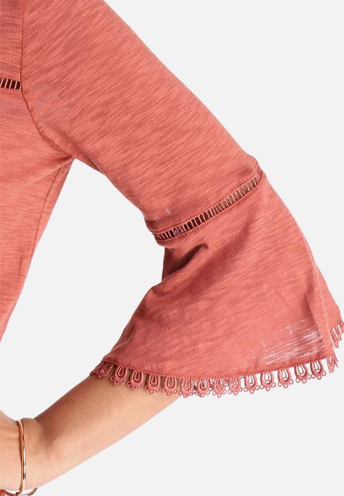 Vero Moda - Gezy Flared Top