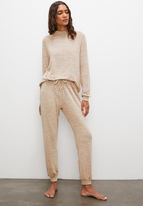 Superbalist - Soft touch sleep set - latte
