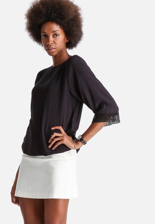 Jacqueline de Yong - Regard 3/4 Lace Top