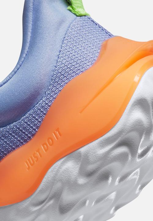 Nike - Nike run flow - photon dust & black-purple pulse