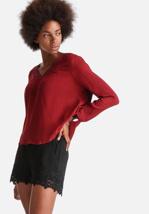Jacqueline de Yong - Regard Lace Top