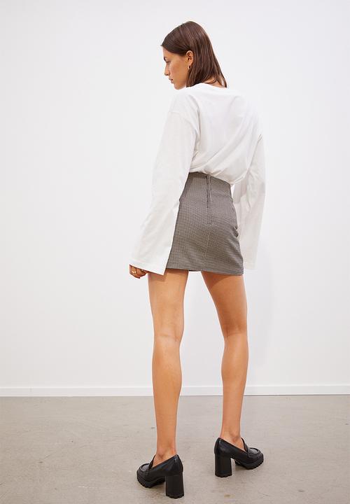 H&M - Mini skirt - black/dogtooth patterned