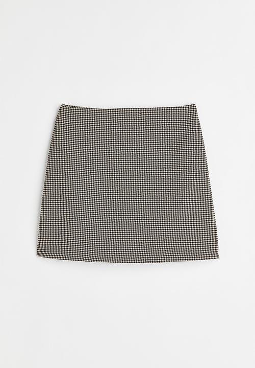 H&M - Mini skirt - black/dogtooth patterned