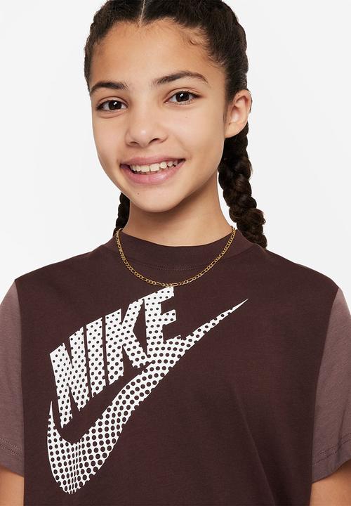 Nike - G nsw tee essential boxy tee dnc - earth & plum eclipse