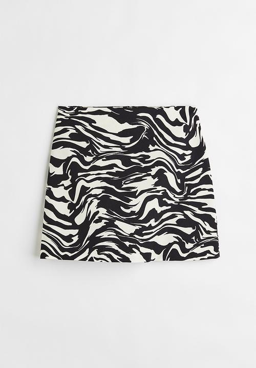 H&M - Mini skirt - black/zebra print