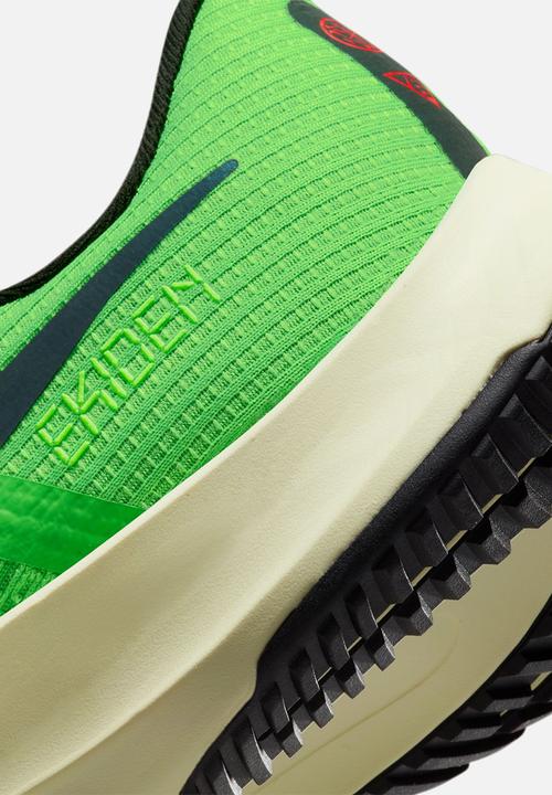 Nike - Air Zoom rival fly 3