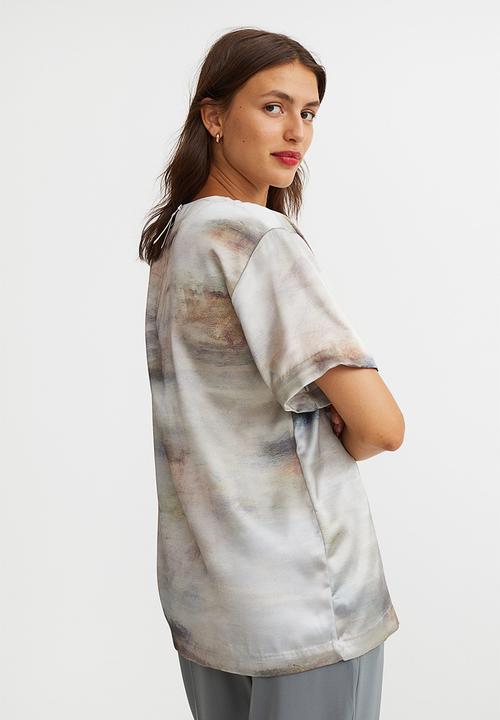 H&M - Oversized satin blouse - natural white/patterned