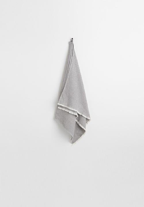 H&M - Waffled bath towel - grey/multi