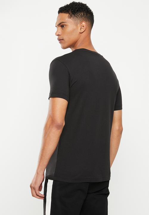 Calvin Klein - Core institutional logo slim tee-  black