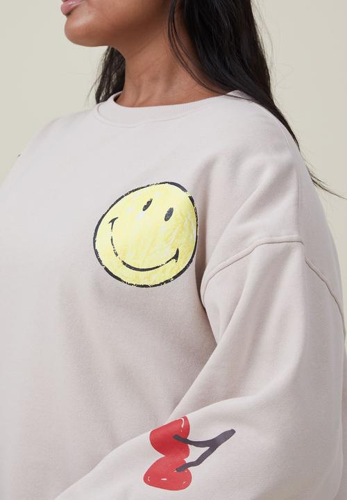 Cotton On - curve smiley crew sweatshirt - lcn smi smiley icons/stone