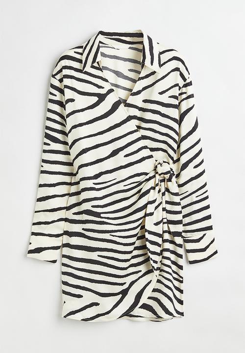 H&M - Satin wrapover shirt dress - cream/zebra print