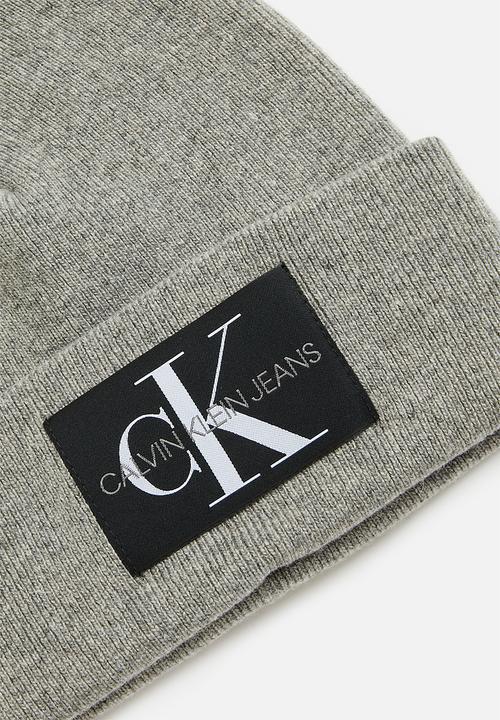 Calvin Klein - Monologo patch beanie - mercury grey