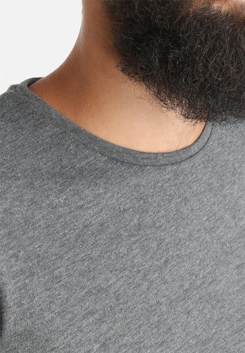 ADPT. - Ulrich Fare Tee