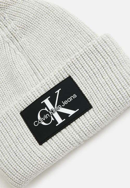 Calvin Klein - Monologo patch beanie - cirrus grey