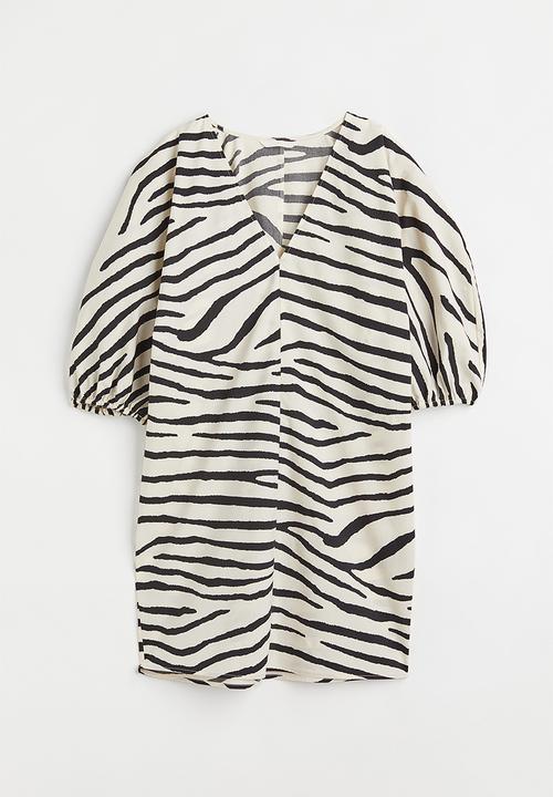 H&M - V-neck dress - cream/zebra print