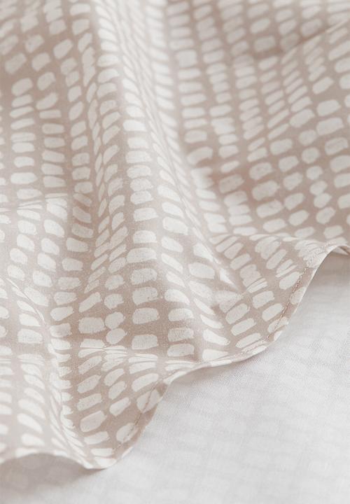 H&M - Round wipeable cotton tablecloth - grey/multi