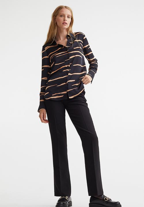 H&M - Fitted shirt - dark blue/zebra print