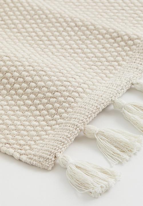 H&M - Tasselled bath mat - beige