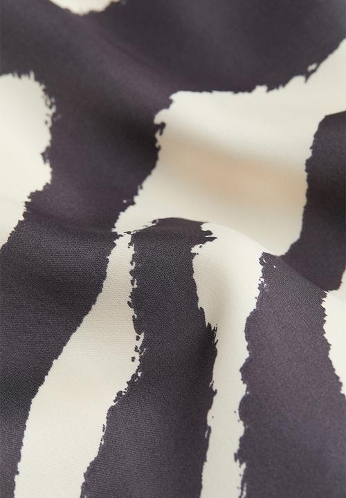 H&M - Satin top - cream/zebra print